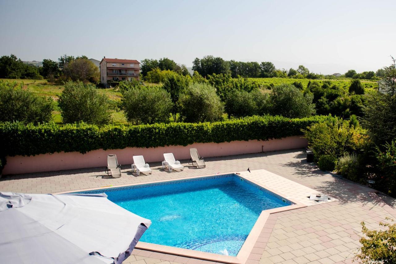 Villa Miriam Family Apartment Međugorje エクステリア 写真